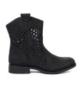 Botine negre cu model perforat