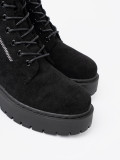 Botine negre cu aspect de velur