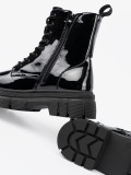 Botine negre lacuite cu talpă masivă