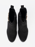 Botine negre din imitație de zăms cu cataramă elegantă
