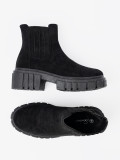 Botine negre stilate pe platformă