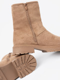 Ghete caramel cu catarame decorative aurii