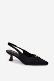 Pantofi eleganți negri cu toc gros, călcâi decupat și detaliu decorativ