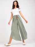 Pantaloni khaki stilati cu talie înaltă