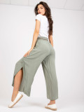 Pantaloni khaki stilati cu talie înaltă