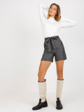 Pantaloni scurți eleganți în gri închis cu curea