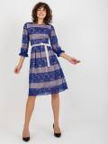 Rochie cocktail midi cobalt cu dantelă și curea
