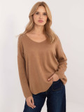 Pulover elegant cu aplicație