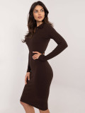 Rochie elegantă maro cu mâneci lungi