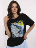 Tricou negru stilat cu imprimeu
