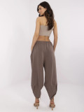 Pantaloni sportivi eleganți maro