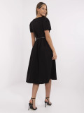 Rochie elegantă neagră evazată