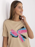Tricou stilat cu aplicație