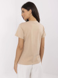 Tricou stilat cu aplicație