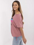 Tricou stilat cu aplicație în roz închis
