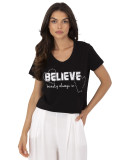 Tricou negru stilat cu aplicație