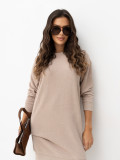 Rochie bej oversize cu mâneci lungi