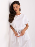 Rochie albă evazată cu mânecă scurtă
