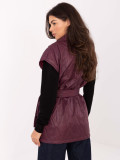 Vestă matlasată bordo elegantă cu curea