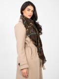 Eșarfă maro cu imprimeu