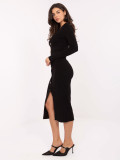 Rochie midi elegantă neagră cu decolteu în V și nasturi