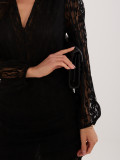 Rochie mini cocktail neagră cu dantelă și mâneci bufante
