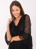 Rochie mini neagră evazată cu dantelă și șnur