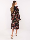 Rochie midi neagră cu model geometric și drapaje