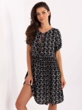 Rochie neagră evazată cu buline