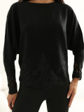 Pulover elegant negru cu dantelă
