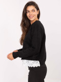 Pulover elegant negru cu dantelă