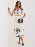 Rochie midi tip cămașă alb-bleumarin cu broderie și curea