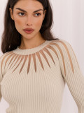 Pulover elegant bej cu decolteu rotund