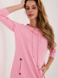Rochie mini roz deschis cu mâneci 3/4