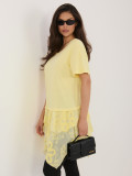 Bluză galbenă din bumbac cu volan și broderie