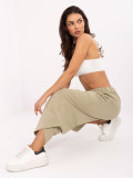 Pantaloni sportivi eleganți în culoare verde măsliniu
