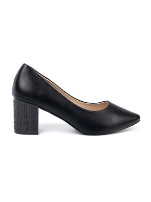 Ciorapi negri eleganți pe toc eficient