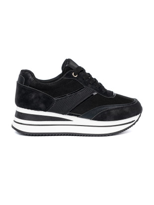 Sneakersi negri moderni cu detalii strălucitoare