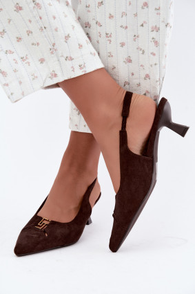 Pantofi eleganți maro din piele întoarsă ecologică cu toc gros și detaliu decorativ