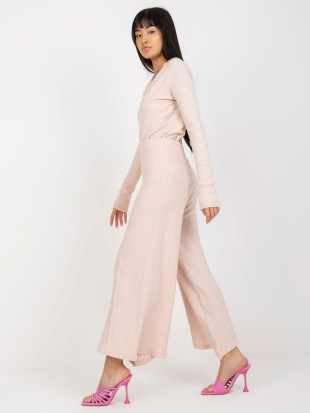 Pantaloni tricotati roz deschis cu picior larg