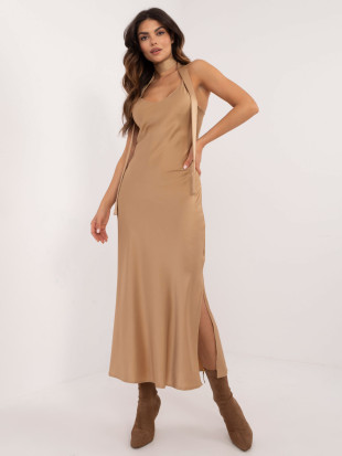 Rochie elegantă evazată în culoarea camel