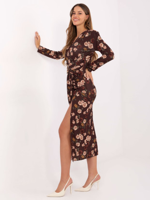 Rochie midi maro cu imprimeu floral și decolteu petrecut