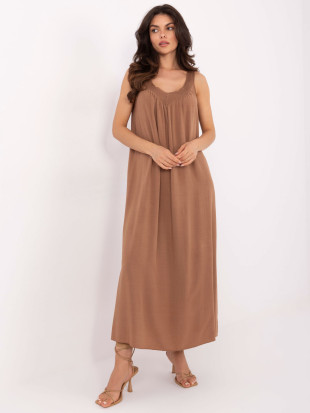 Rochie oversize maro cu decolteu în V