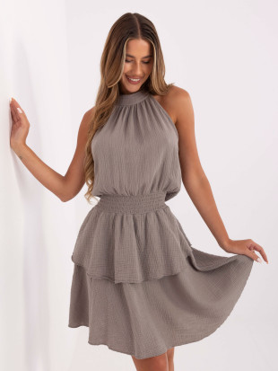 Rochie bej cu volan