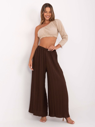 Pantaloni maro stilați