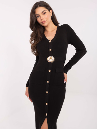Rochie midi elegantă neagră cu decolteu în V și nasturi