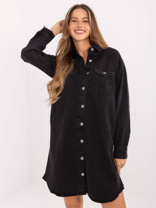 Rochie simplă neagră cu mâneci lungi