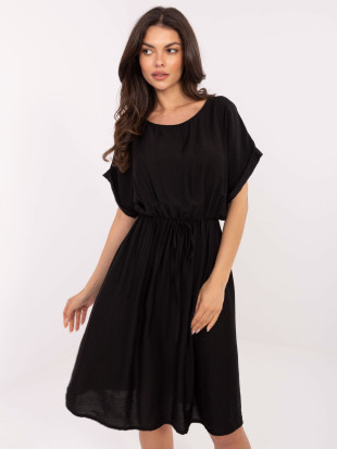 Rochie neagră evazată