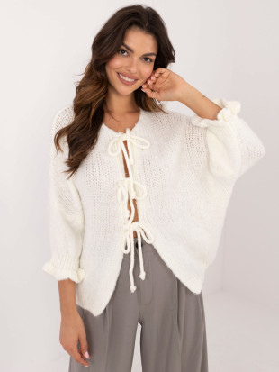 Pulover elegant ecru cu mâneci 3/4