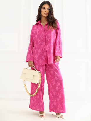 Set roz cu cămașă și pantaloni